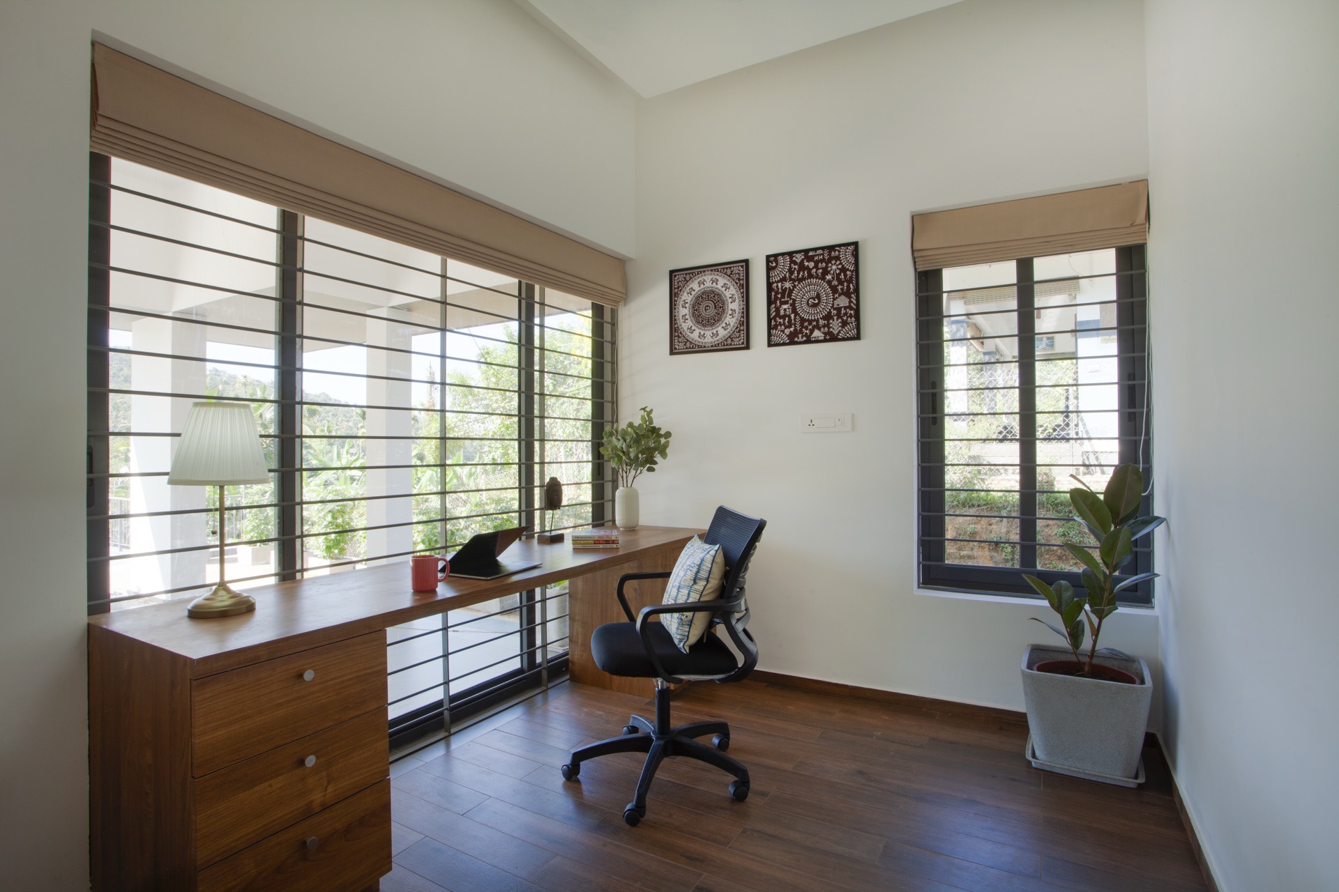 Dedicated study room for a farm-side retreat in Wayanad